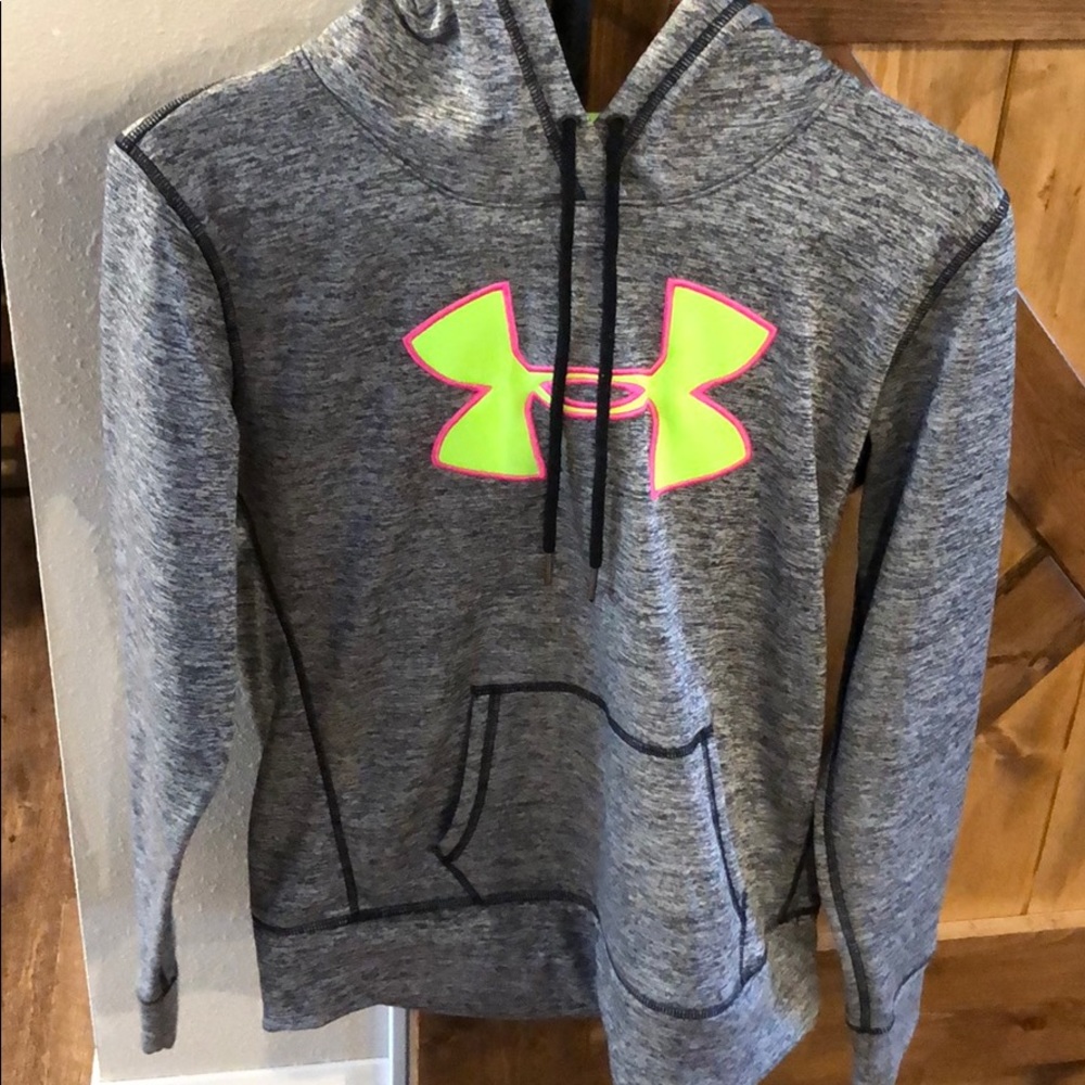 Under Armour Sweatshirt